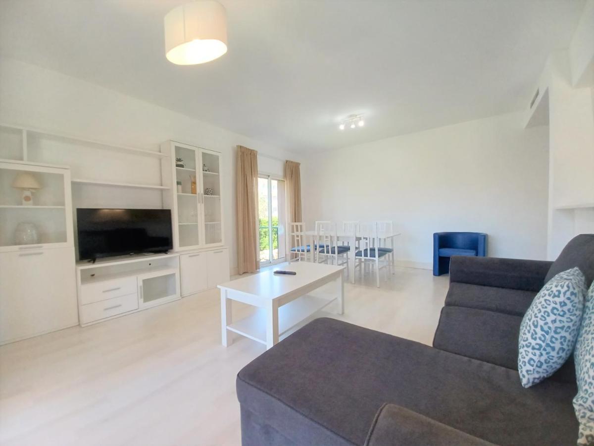 Garden Beach Luxury Apartment Litoralmar Портиман Екстериор снимка